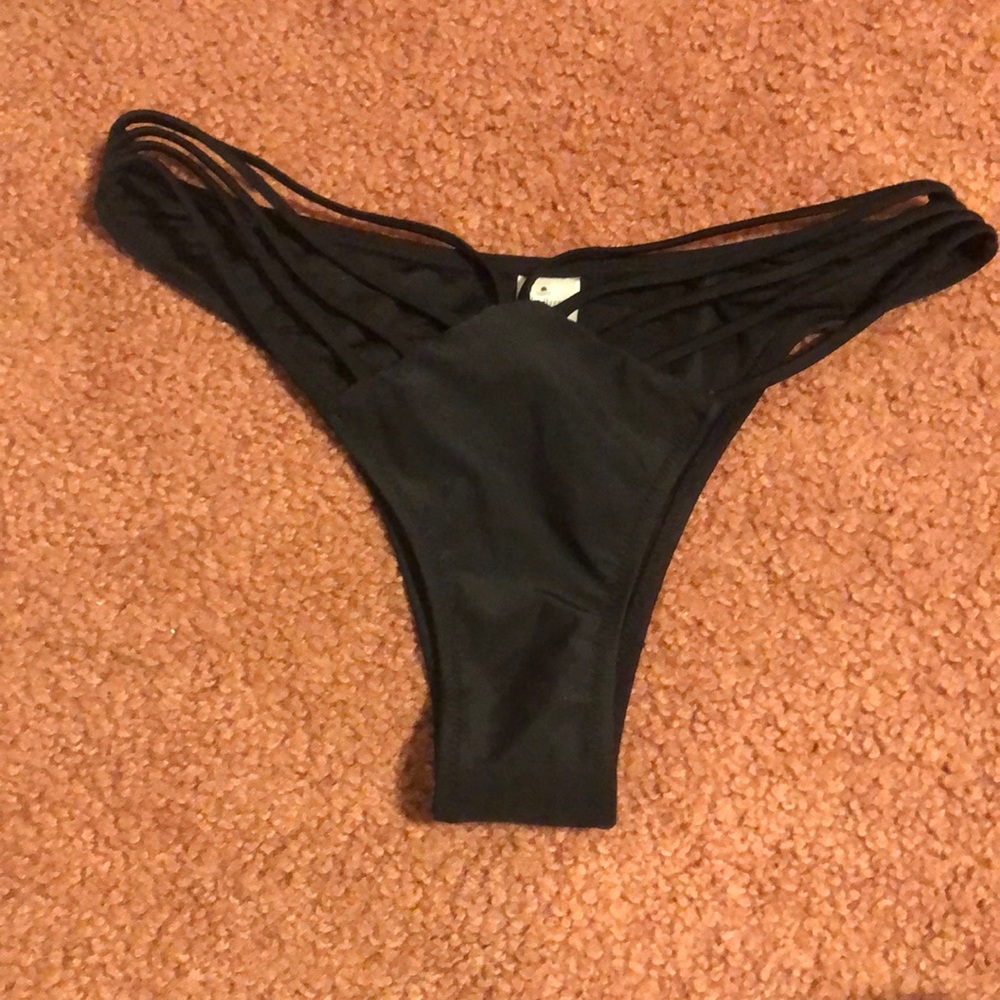 Reebees Women's Black 5-String Swim Bottom